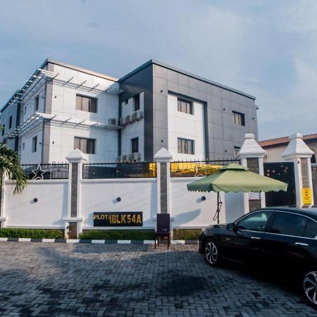 Pasadena Suites Леки Екстериор снимка