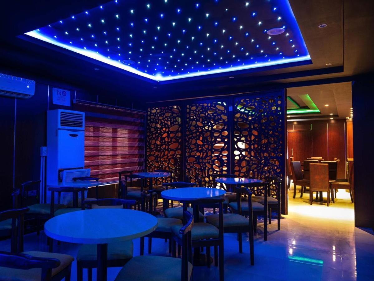 Pasadena Suites Леки Екстериор снимка
